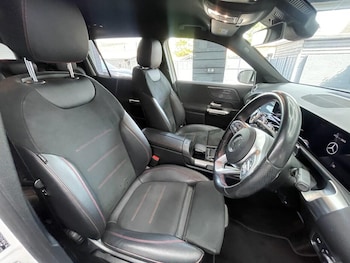 Used Mercedes-Benz GLB 2020 for sale - 78772700: Photo