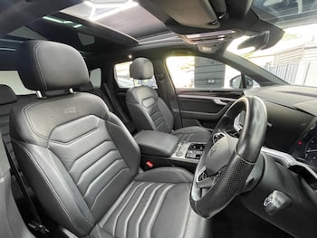 Used Volkswagen Touareg 2023 for sale - 79292609: Photo