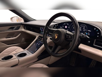 Used Porsche Taycan 2021 for sale - 78842393: Photo