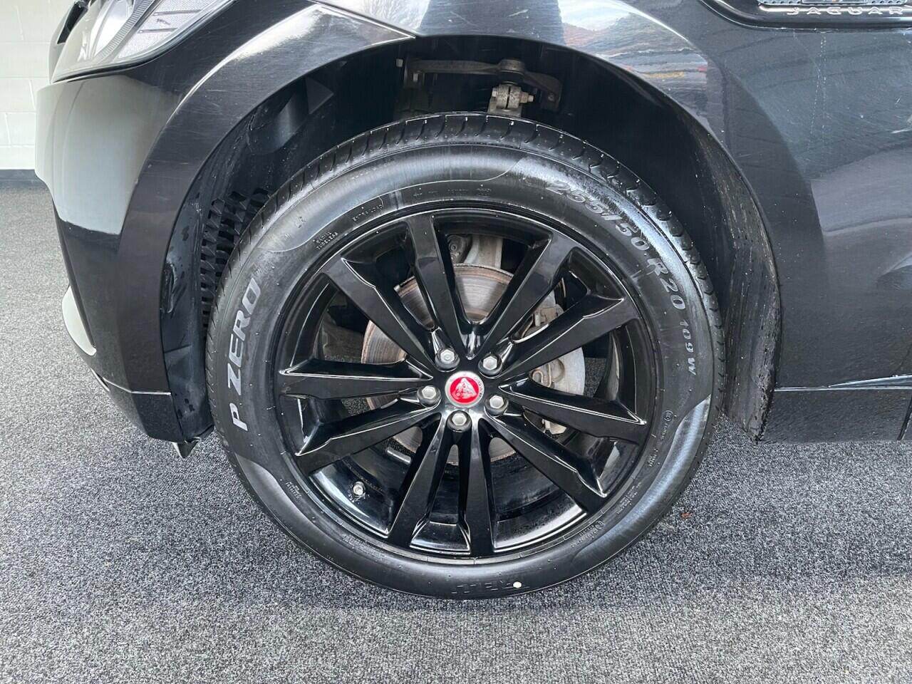 Used Jaguar F-Pace 2020 for sale - 77377334: Photo 14