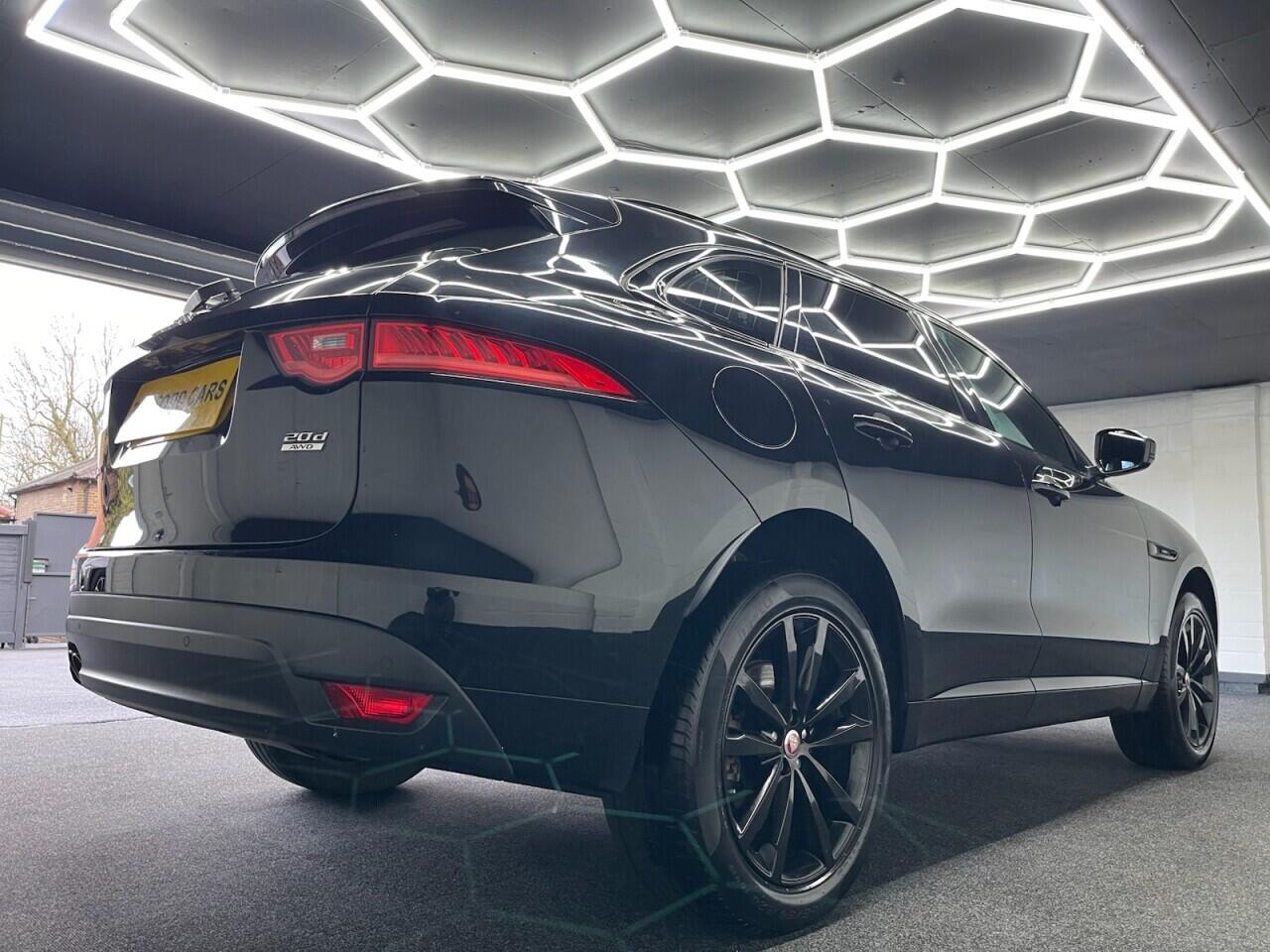 Used Jaguar F-Pace 2020 for sale - 77377334: Photo 24