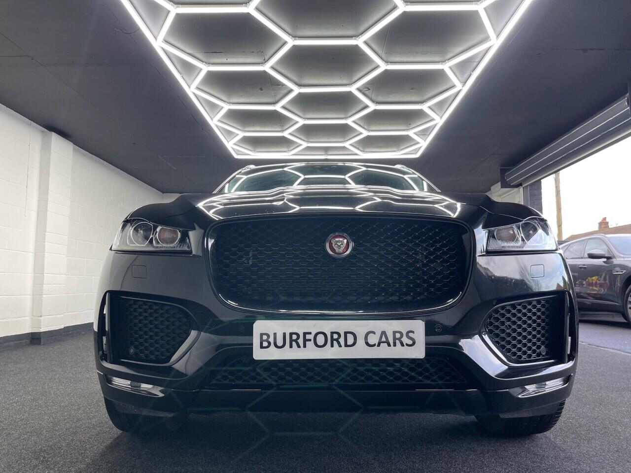 Used Jaguar F-Pace 2020 for sale - 77377334: Photo 28