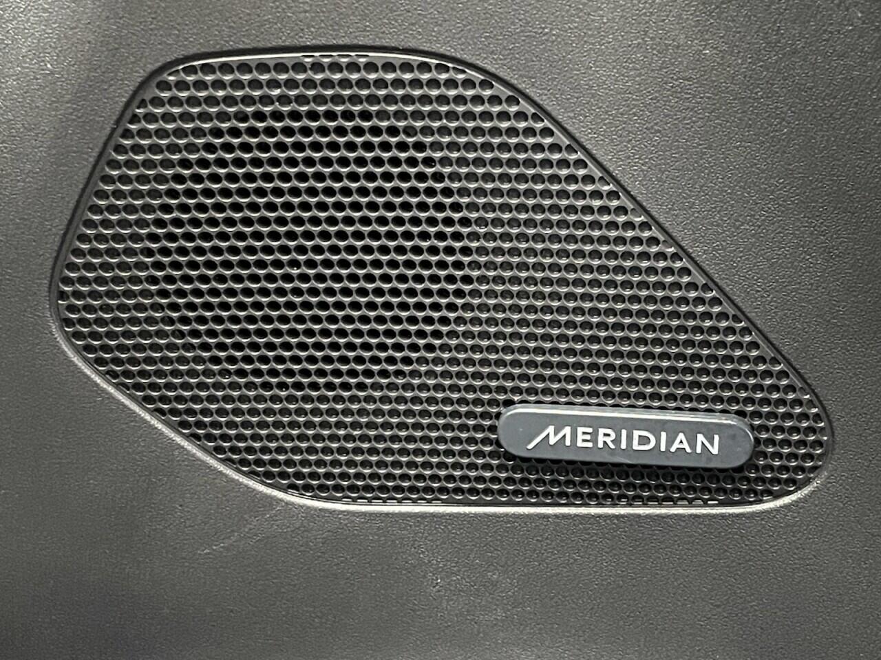 Used Jaguar F-Pace 2016 for sale - 76635443: Photo 30