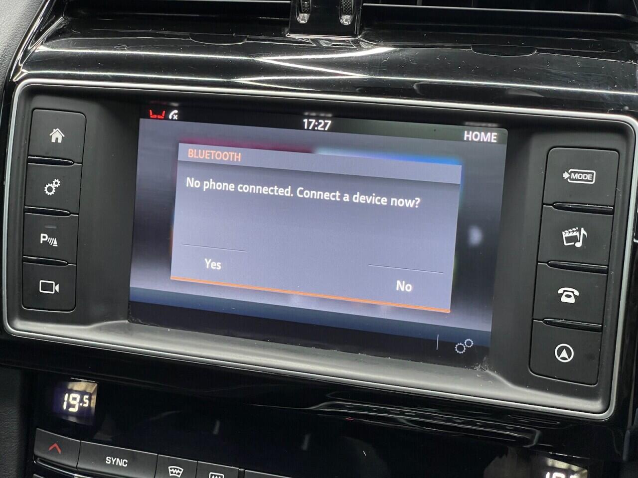 Used Jaguar F-Pace 2016 for sale - 76635443: Photo 44