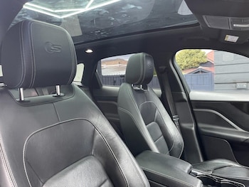 Used Jaguar F-Pace 2016 for sale - 76635443: Photo