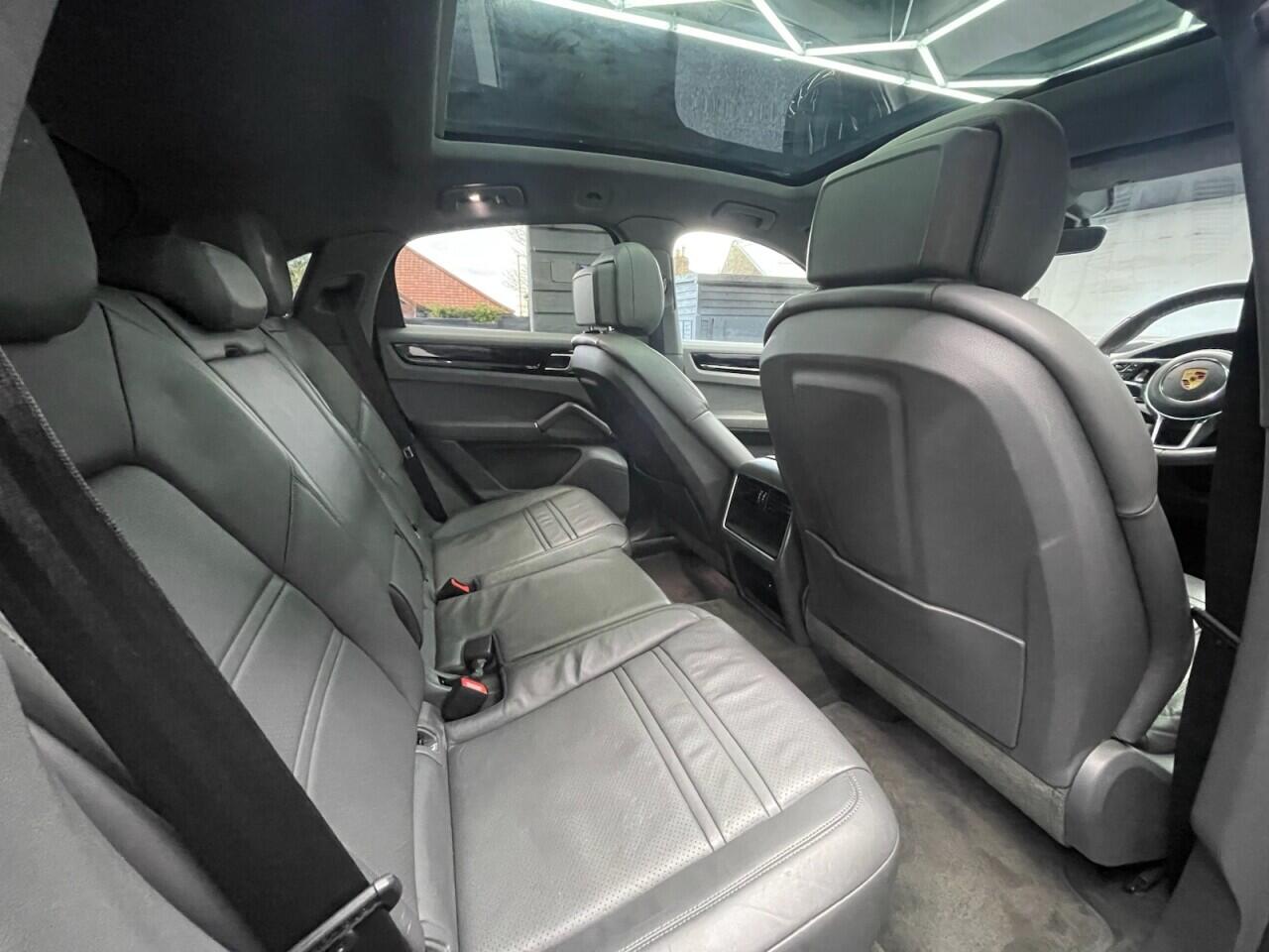 Used Porsche Cayenne 2019 for sale - 77229462: Photo 9