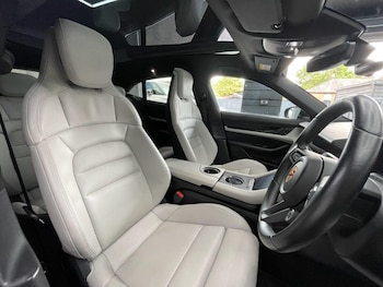 Used Porsche Taycan 2023 for sale - 78891969: Photo