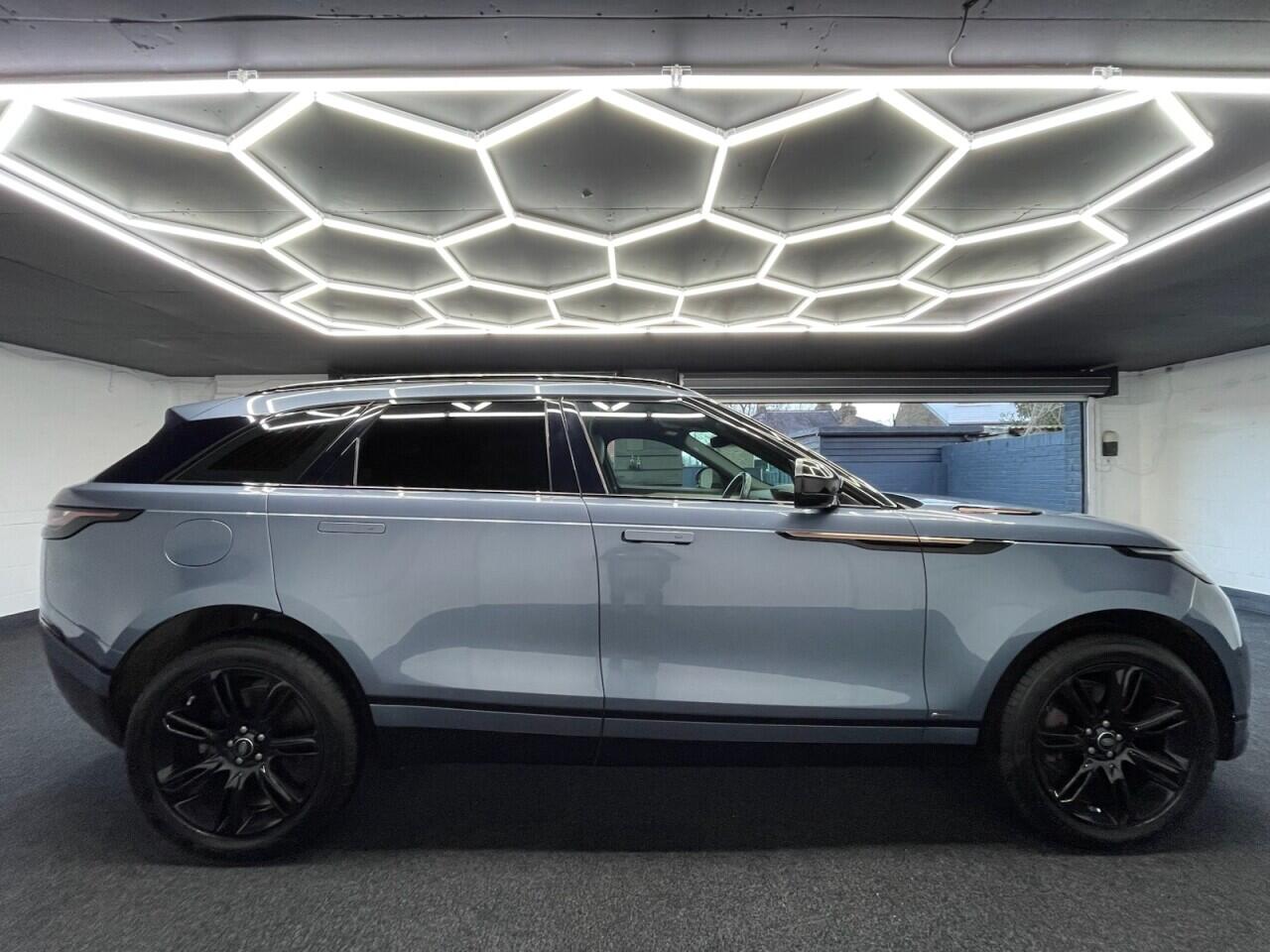 Used Land Rover Range Rover Velar 2020 for sale - 76865279: Photo 3