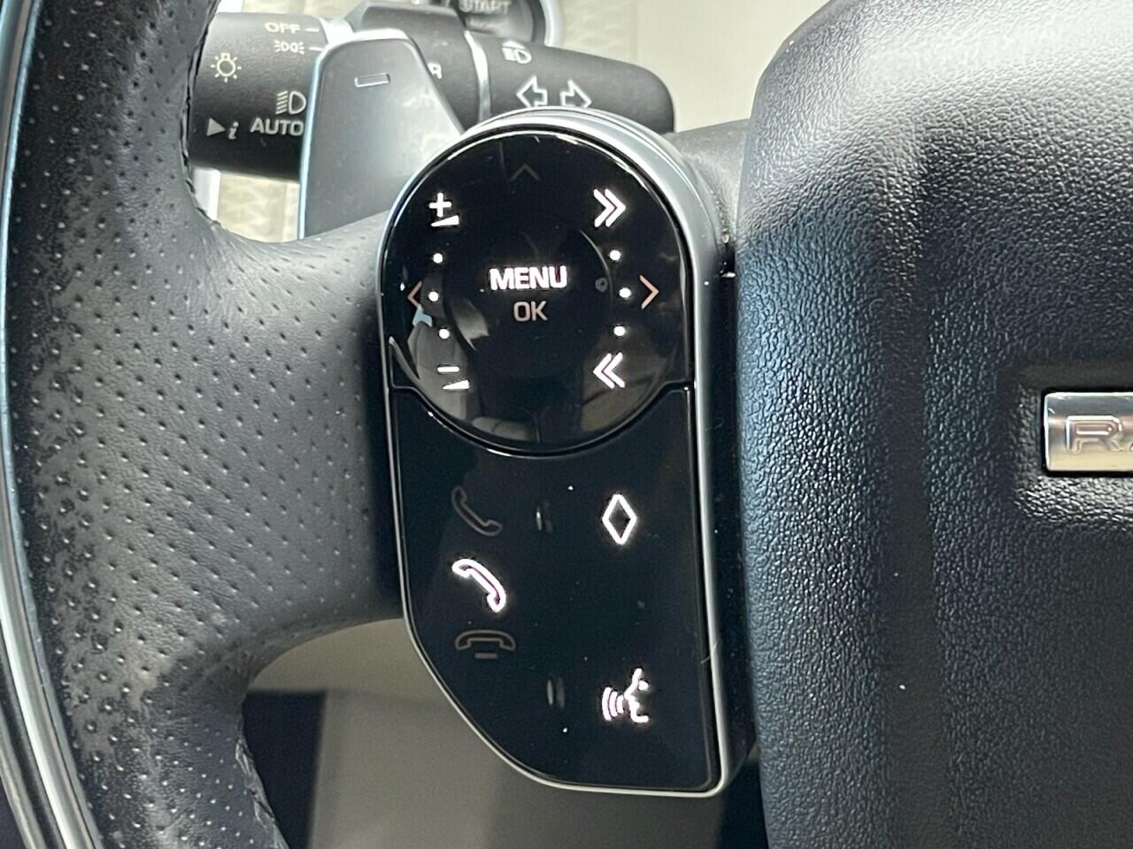 Used Land Rover Range Rover Velar 2020 for sale - 76865279: Photo 38