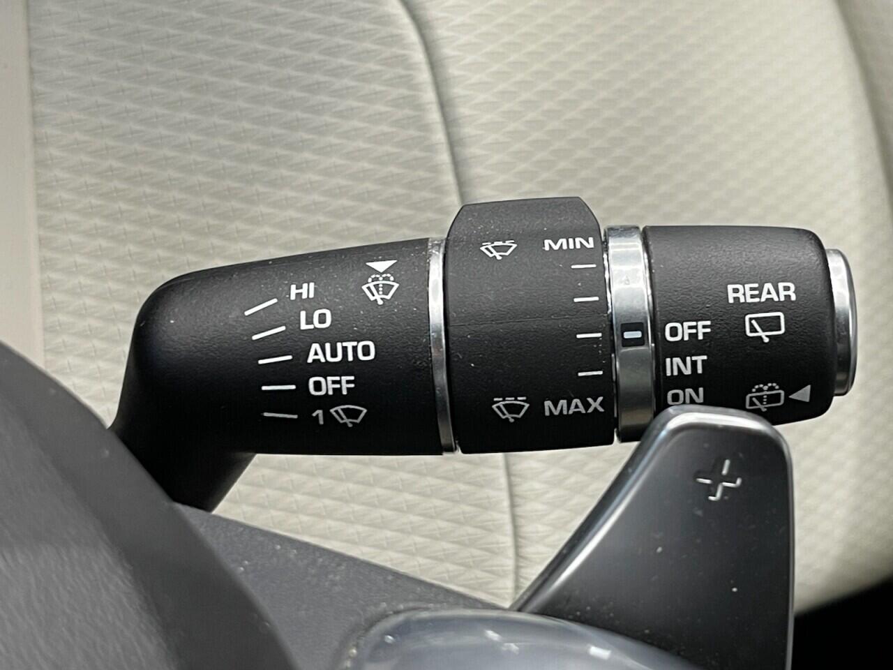 Used Land Rover Range Rover Velar 2020 for sale - 76865279: Photo 39