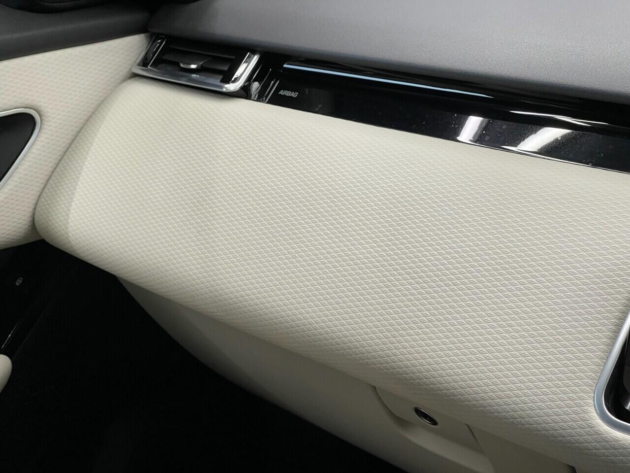 Used Land Rover Range Rover Velar 2020 for sale - 76865279: Photo 45