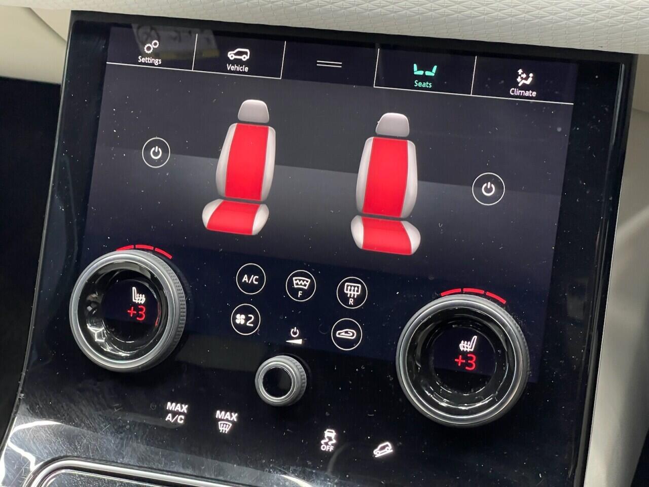 Used Land Rover Range Rover Velar 2020 for sale - 76865279: Photo 9