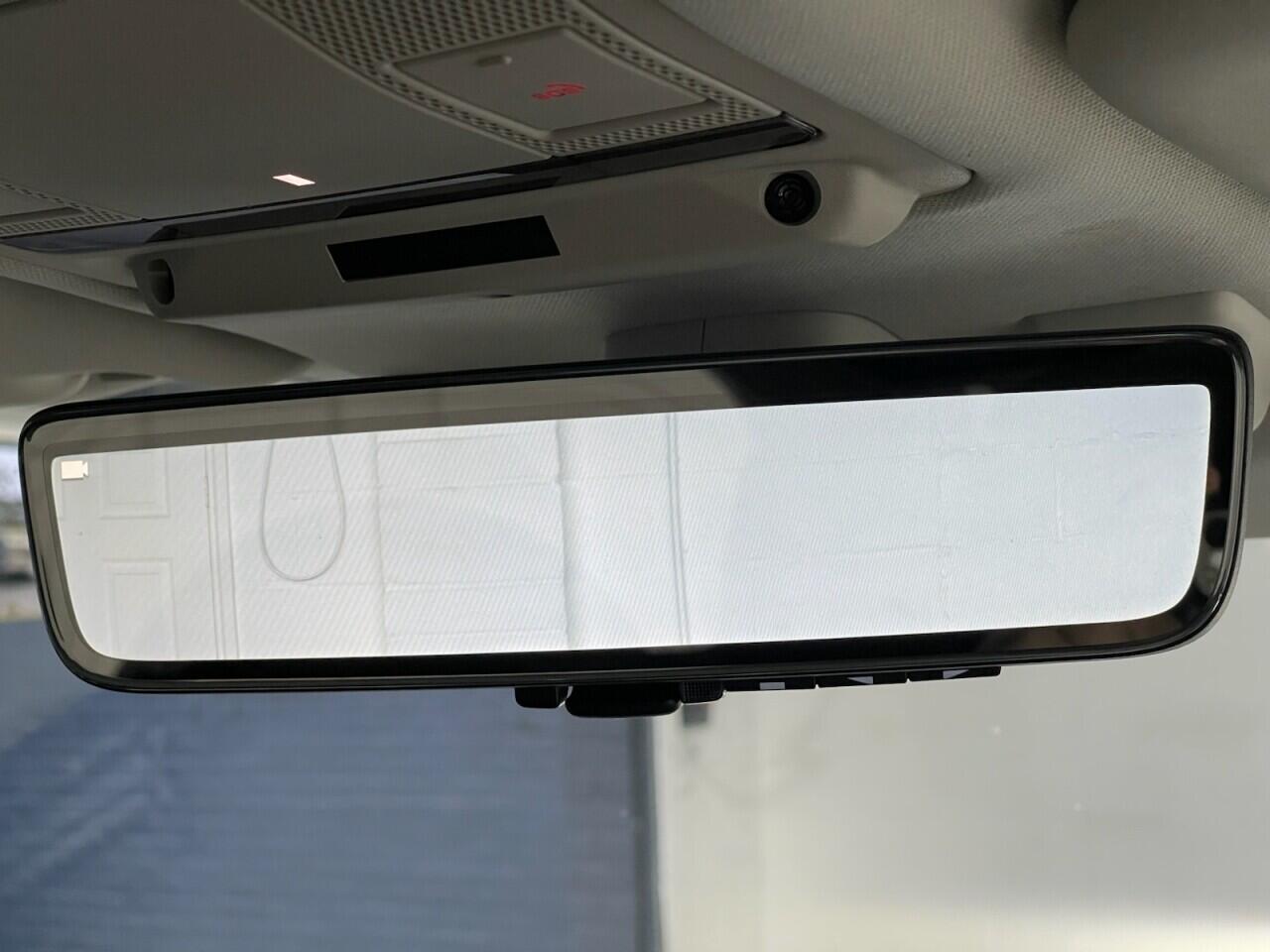 Used Land Rover Defender 2020 for sale - 77940563: Photo 13