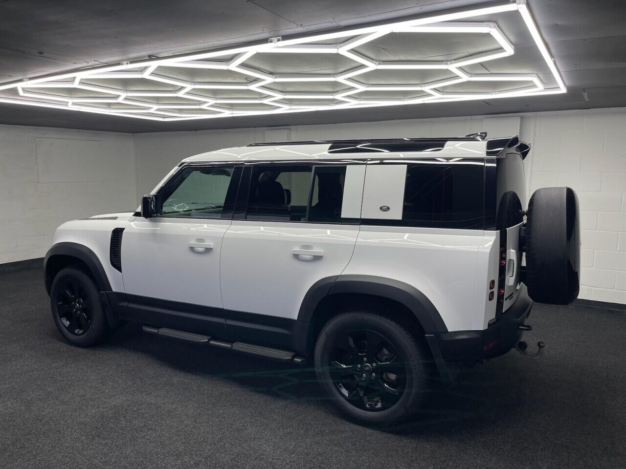 Used Land Rover Defender 2020 for sale - 77940563: Photo 18