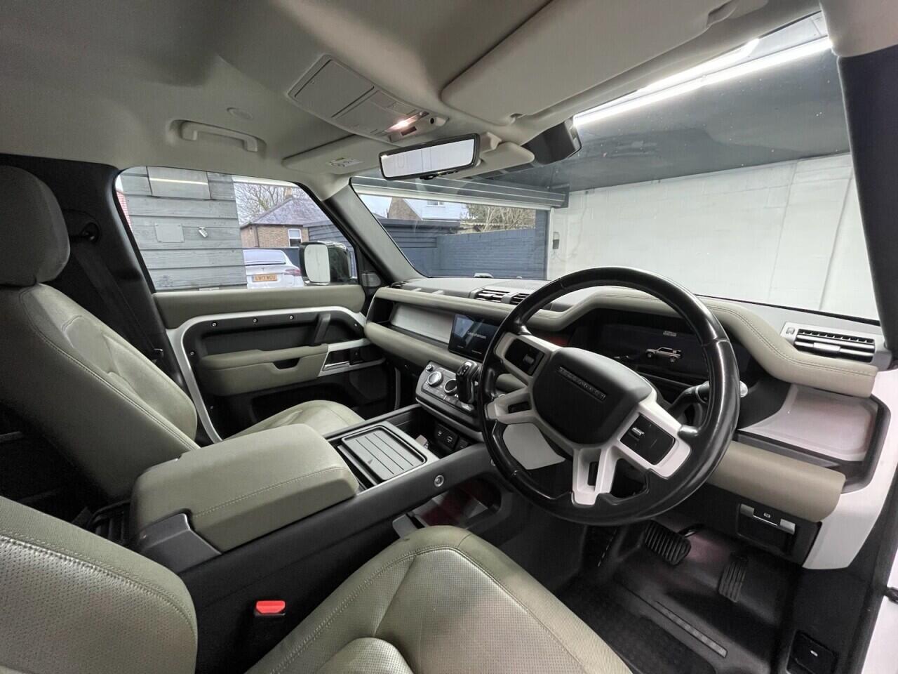 Used Land Rover Defender 2020 for sale - 77940563: Photo 33