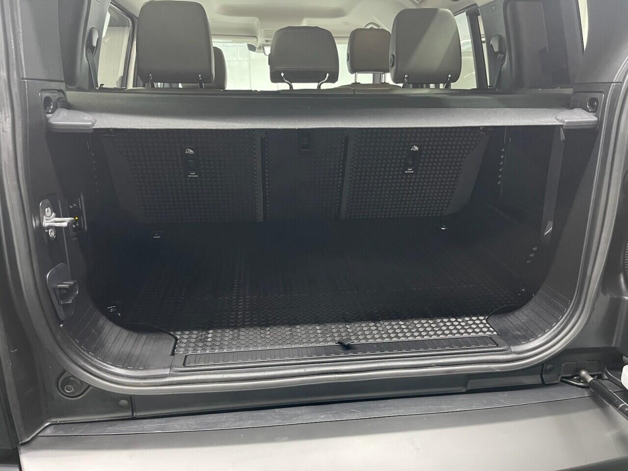 Used Land Rover Defender 2020 for sale - 77940563: Photo 39