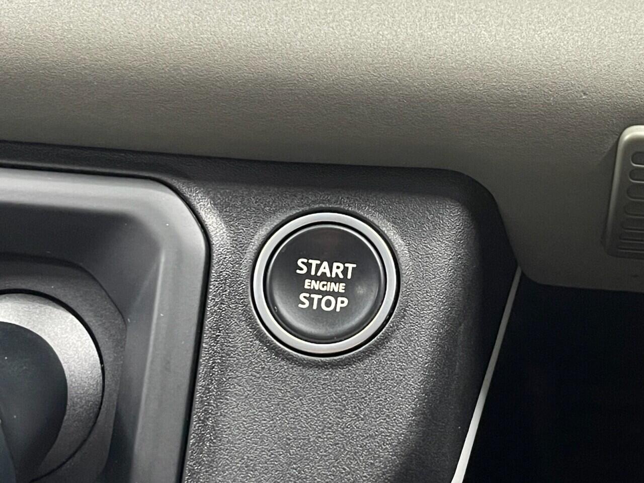 Used Land Rover Defender 2020 for sale - 77940563: Photo 43