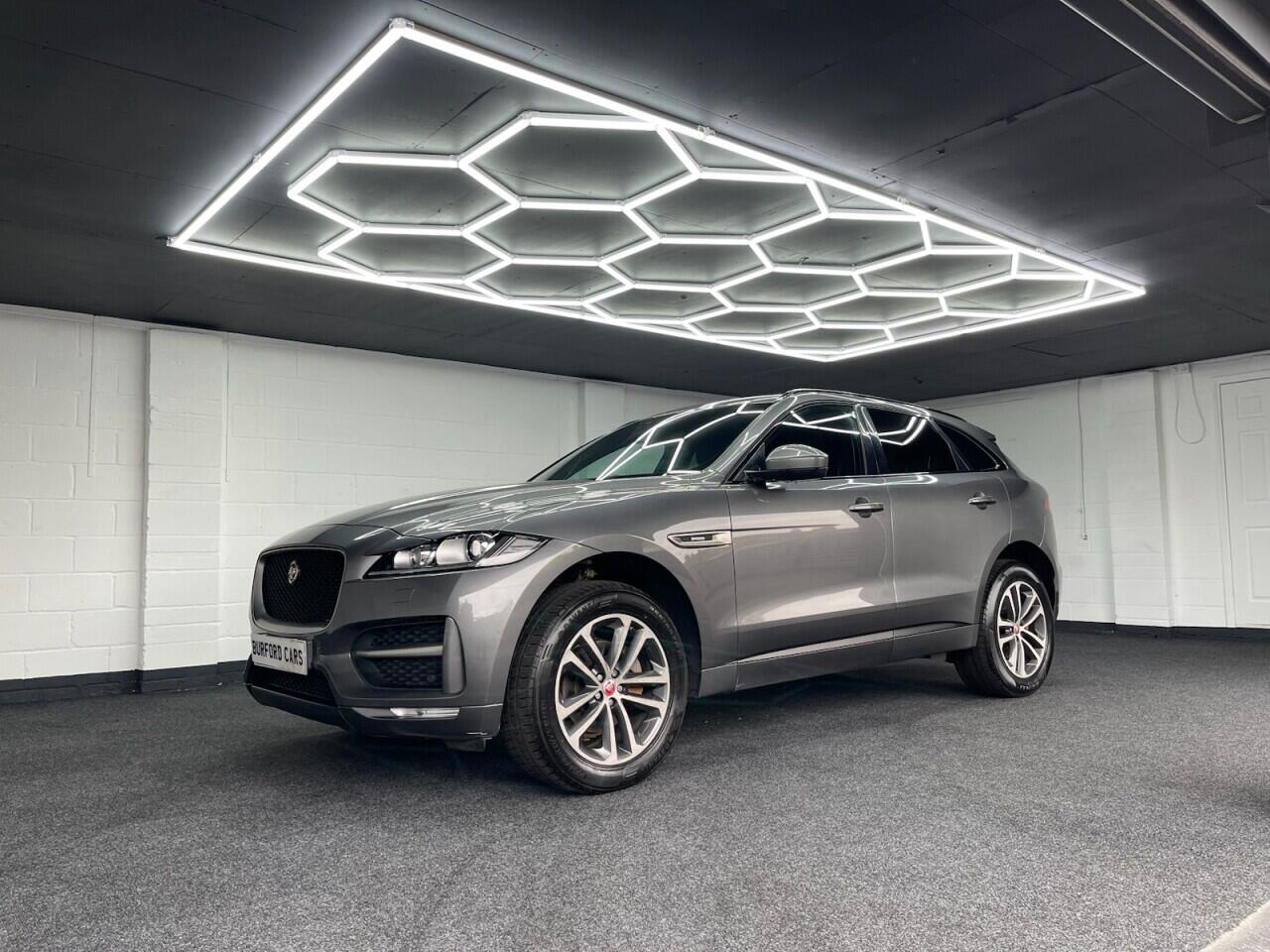 Used Jaguar F-Pace 2018 for sale - 76635415: Photo 11