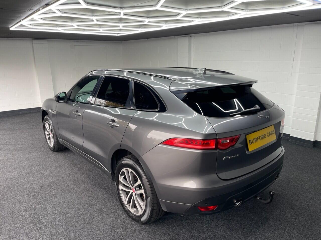 Used Jaguar F-Pace 2018 for sale - 76635415: Photo 17