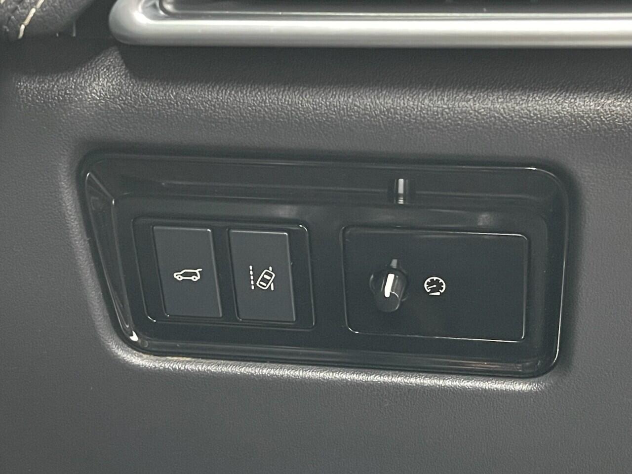 Used Jaguar F-Pace 2018 for sale - 76635415: Photo 28