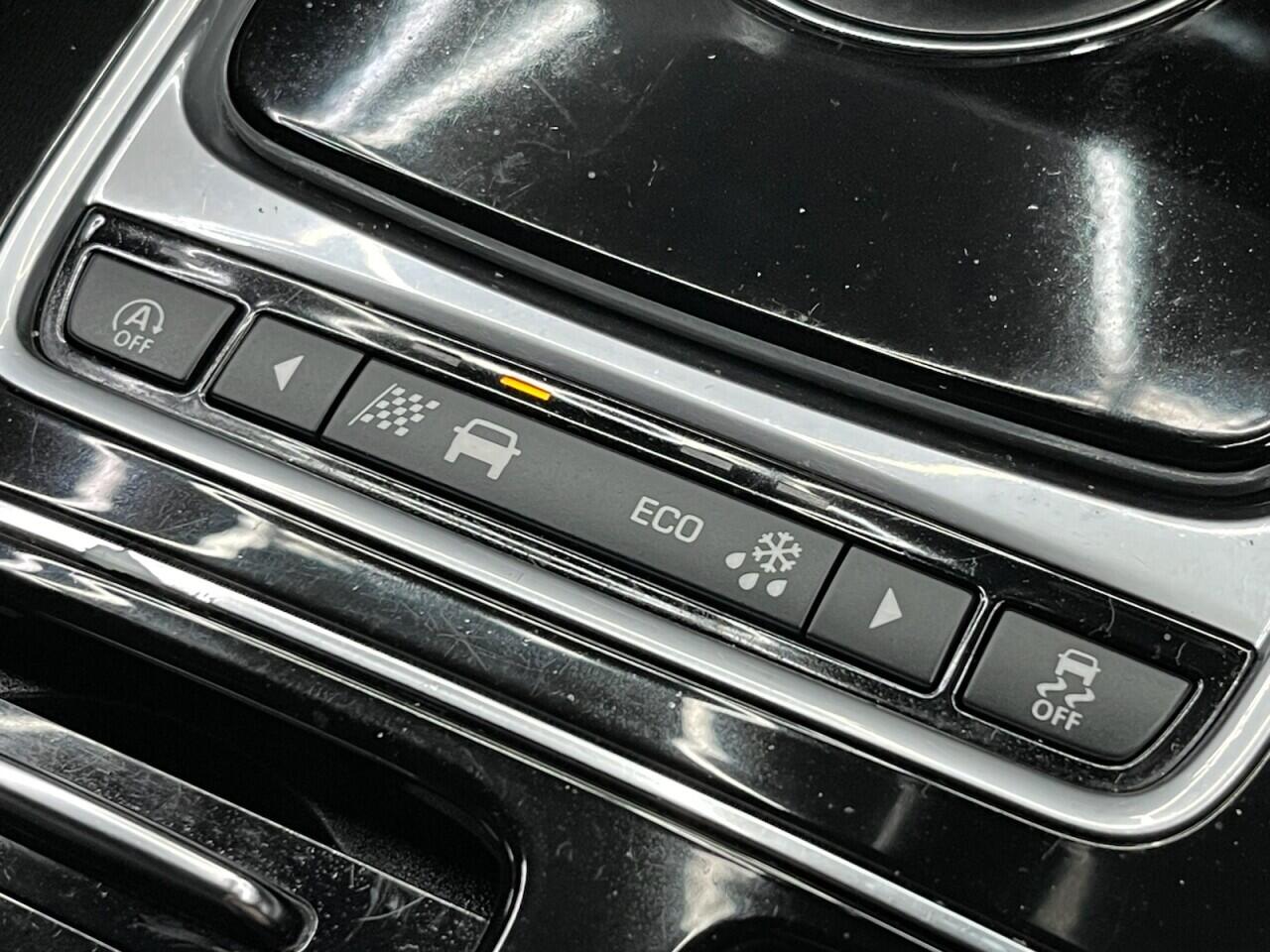 Used Jaguar F-Pace 2018 for sale - 76635415: Photo 48