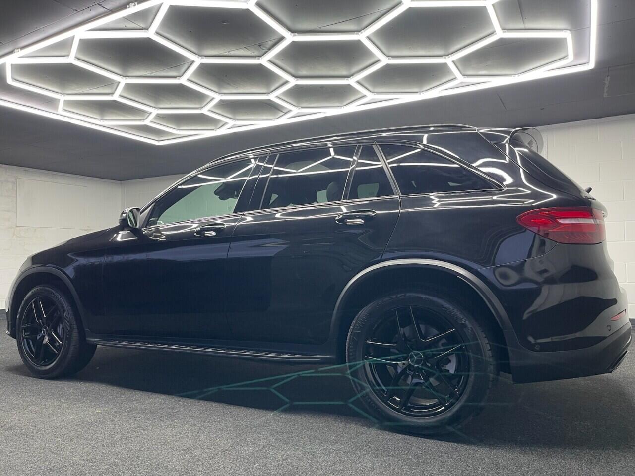 Used Mercedes-Benz GLC 2018 for sale - 77040419: Photo 17