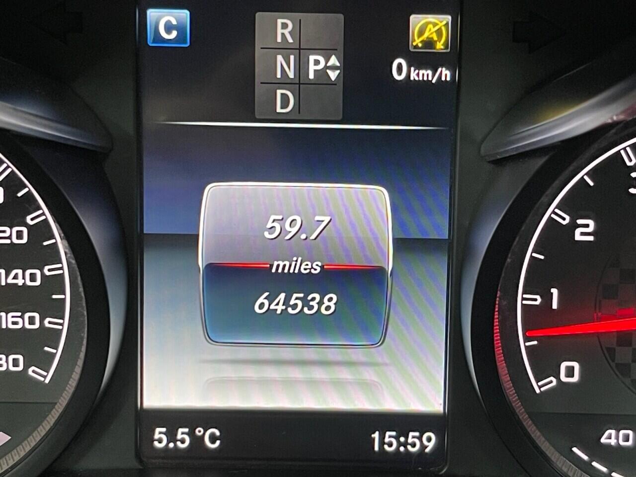 Used Mercedes-Benz GLC 2018 for sale - 77040419: Photo 35