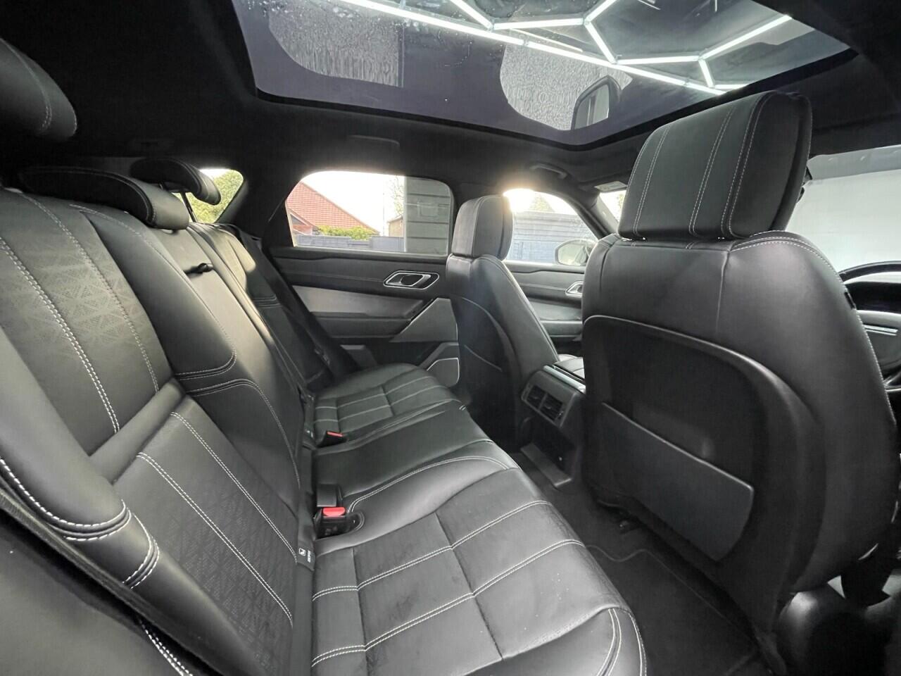 Used Land Rover Range Rover Velar 2017 for sale - 77696531: Photo 17