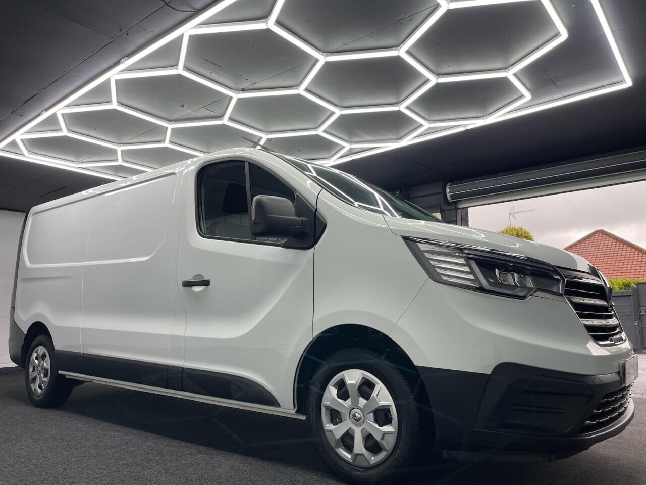 Used Renault Trafic 2022 for sale - 76635425: Photo 3