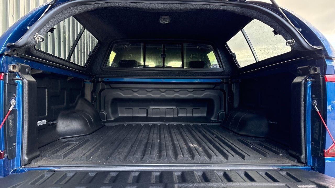 Used Volkswagen Amarok 2023 for sale - 76633605: Photo 14