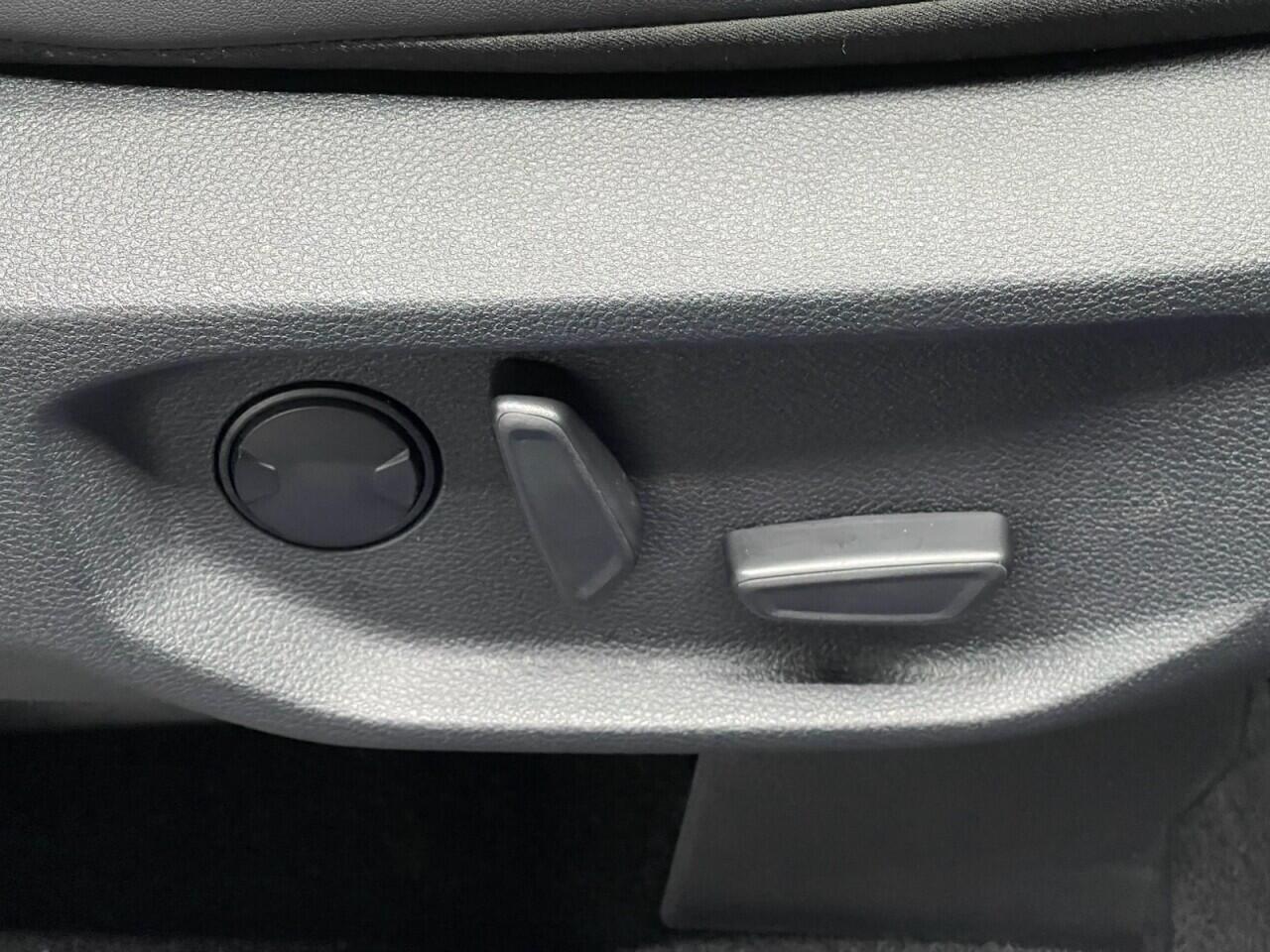 Used Volkswagen Amarok 2023 for sale - 76633605: Photo 37