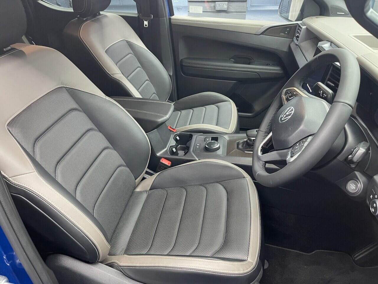 Used Volkswagen Amarok 2023 for sale - 76633605: Photo 4