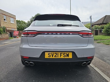 Used Porsche Macan 2021 for sale - 78947021: Photo