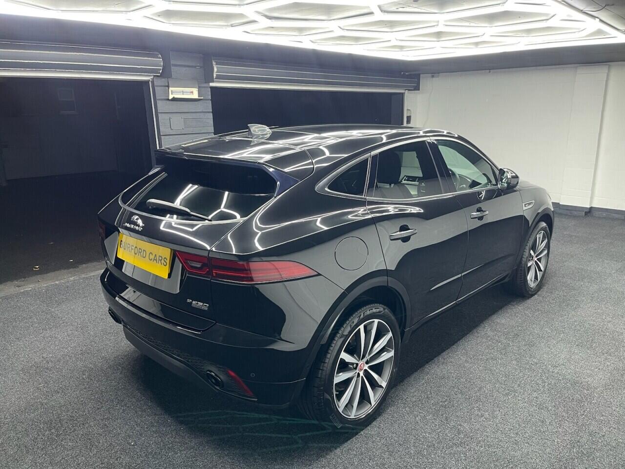 Used Jaguar E-Pace 2019 for sale - 76635416: Photo 16