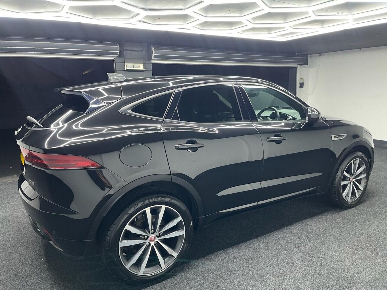 Used Jaguar E-Pace 2019 for sale - 76635416: Photo 17