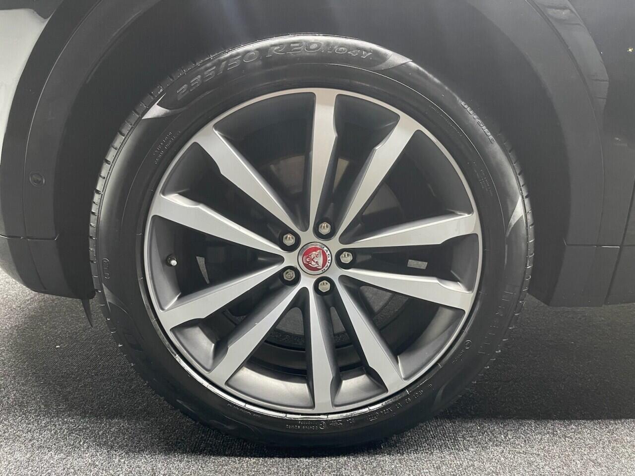 Used Jaguar E-Pace 2019 for sale - 76635416: Photo 22