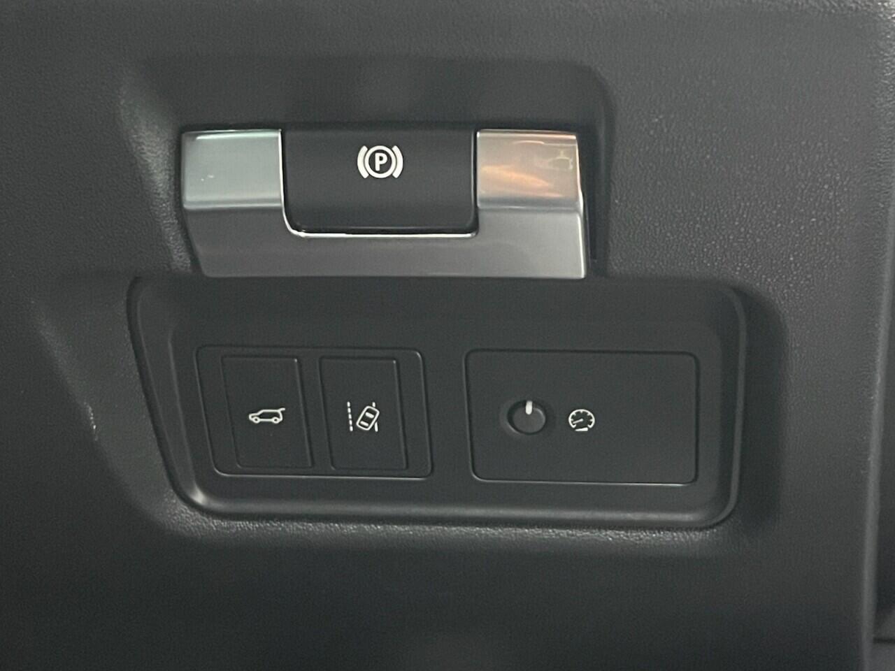 Used Jaguar E-Pace 2019 for sale - 76635416: Photo 28