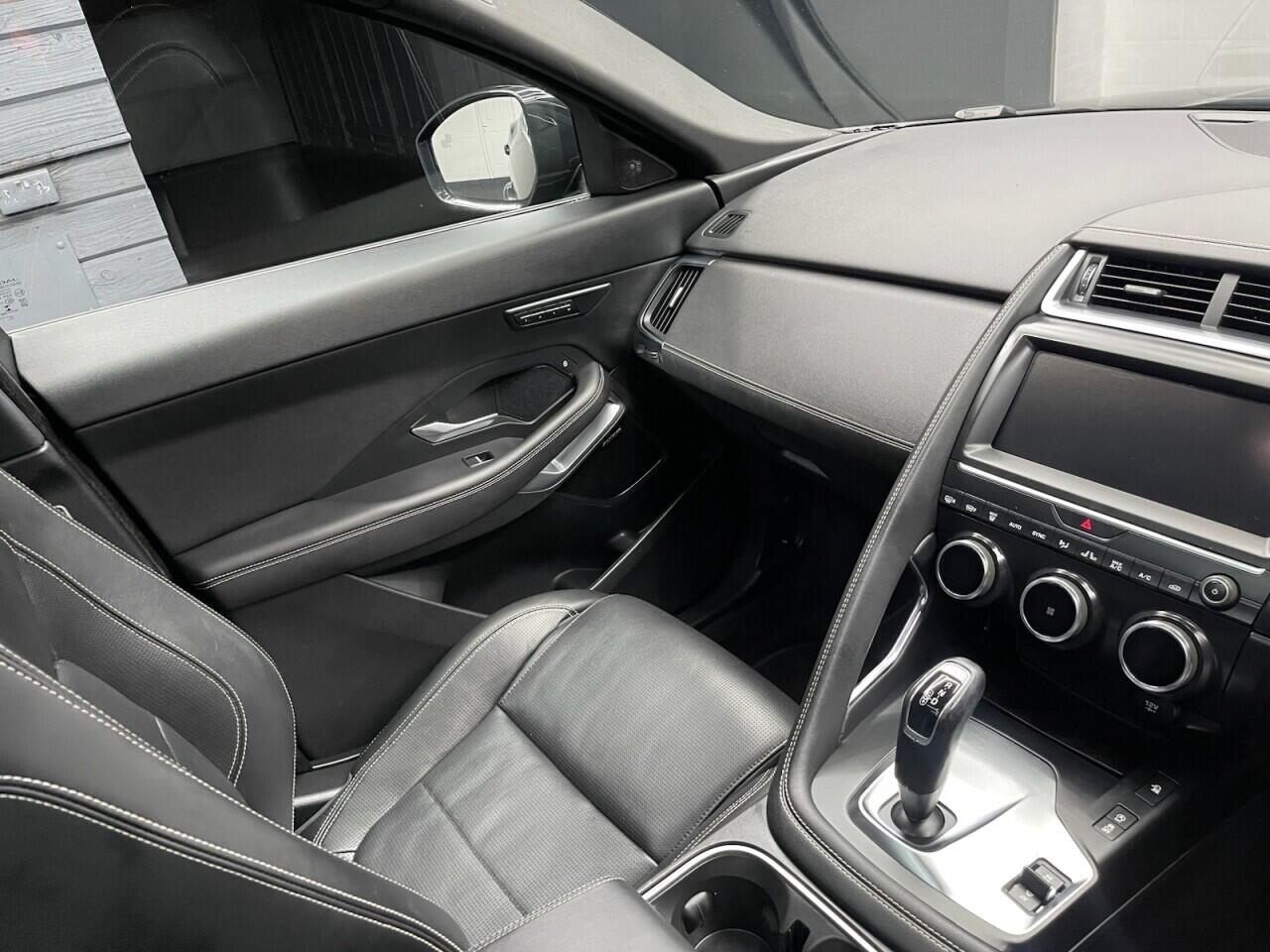 Used Jaguar E-Pace 2019 for sale - 76635416: Photo 29