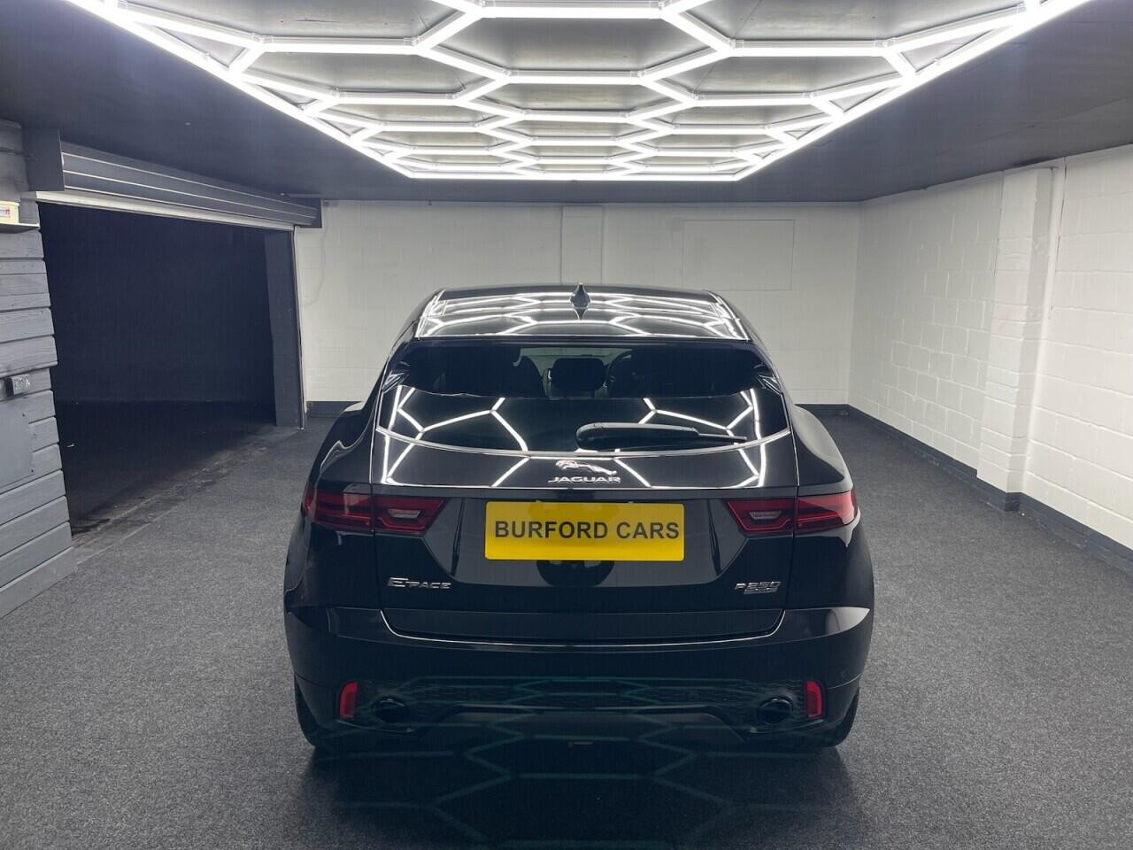 Used Jaguar E-Pace 2019 for sale - 76635416: Photo 3