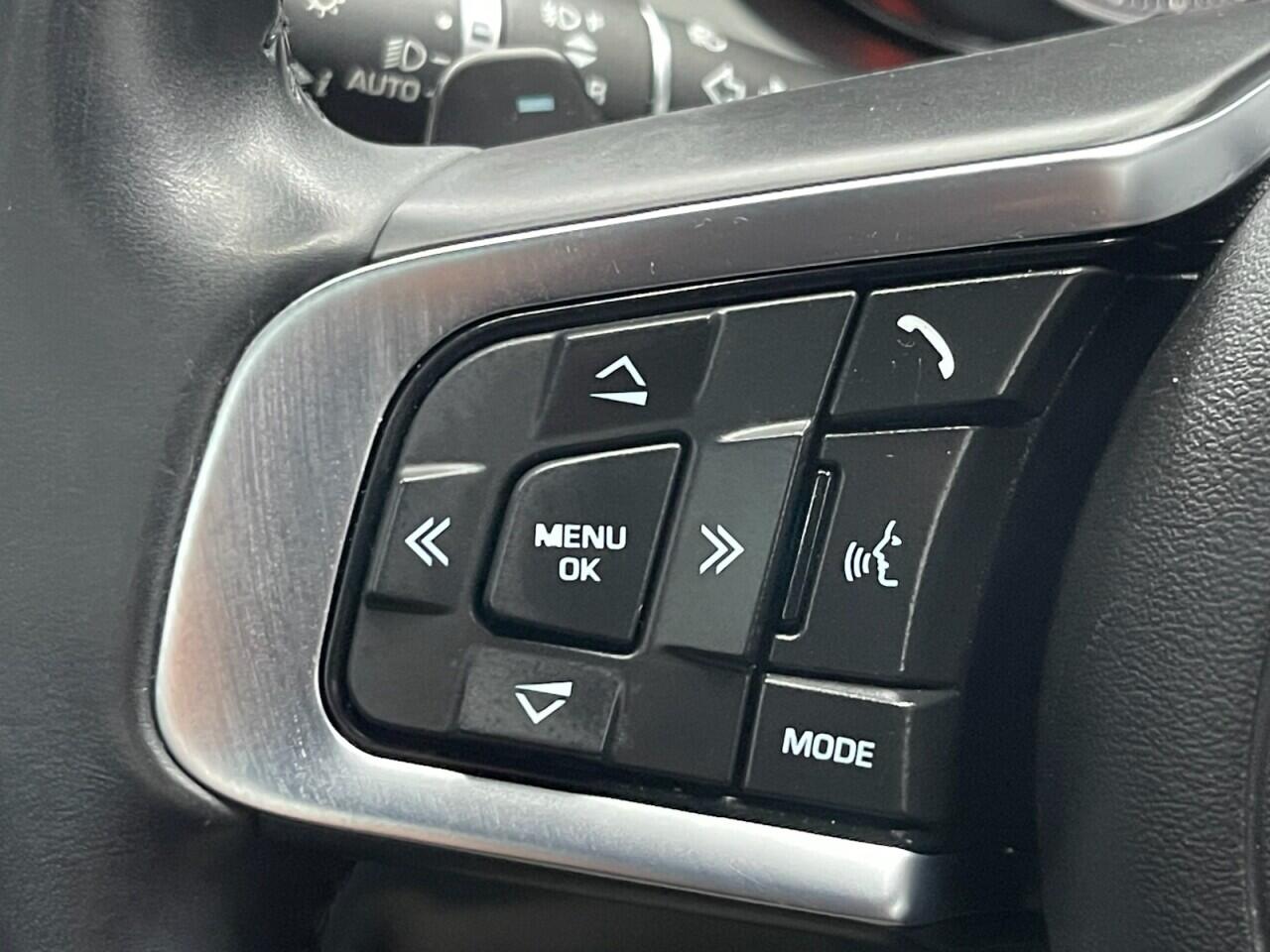 Used Jaguar E-Pace 2019 for sale - 76635416: Photo 42