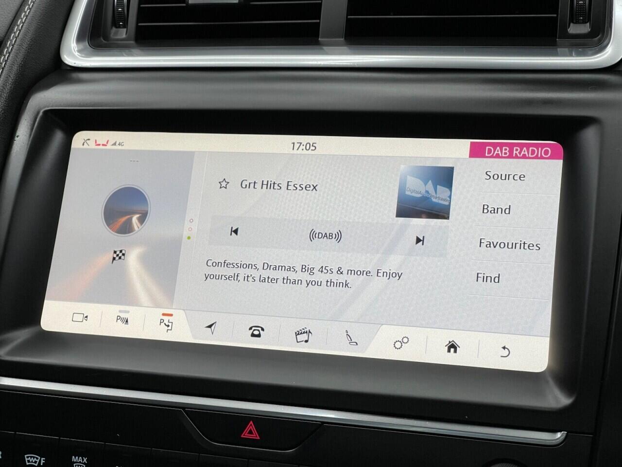 Used Jaguar E-Pace 2019 for sale - 76635416: Photo 48