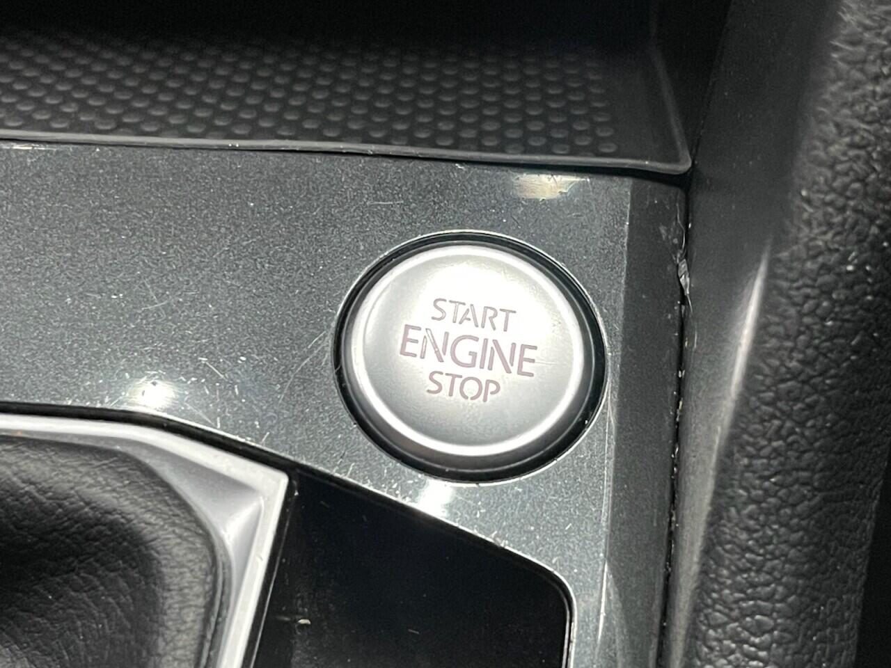 Used Volkswagen Tiguan 2021 for sale - 76765718: Photo 32