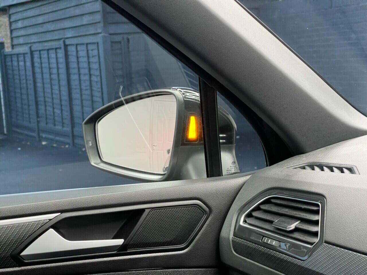 Used Volkswagen Tiguan 2021 for sale - 76765718: Photo 40