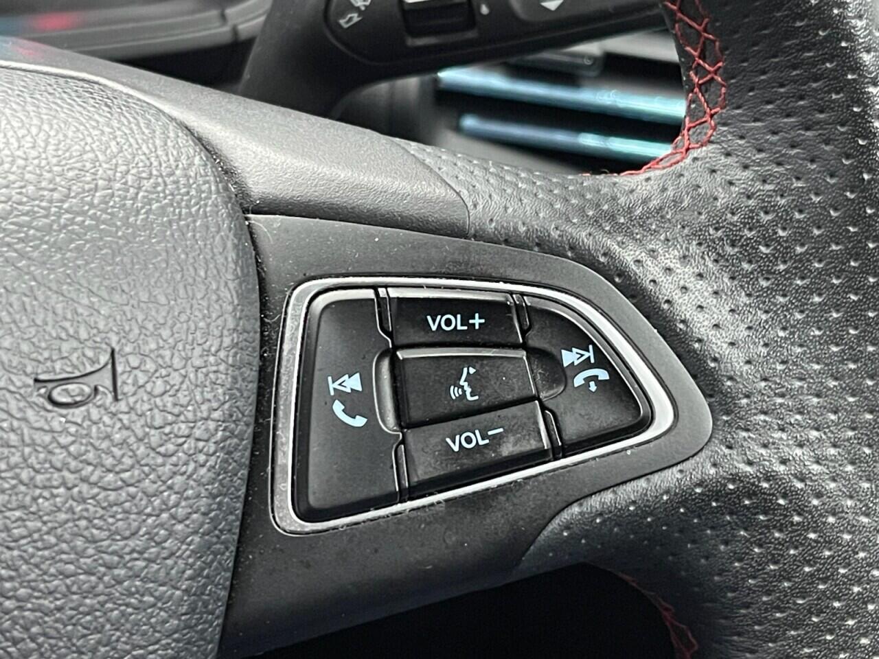 Used Ford Ecosport 2020 for sale - 76976221: Photo 37