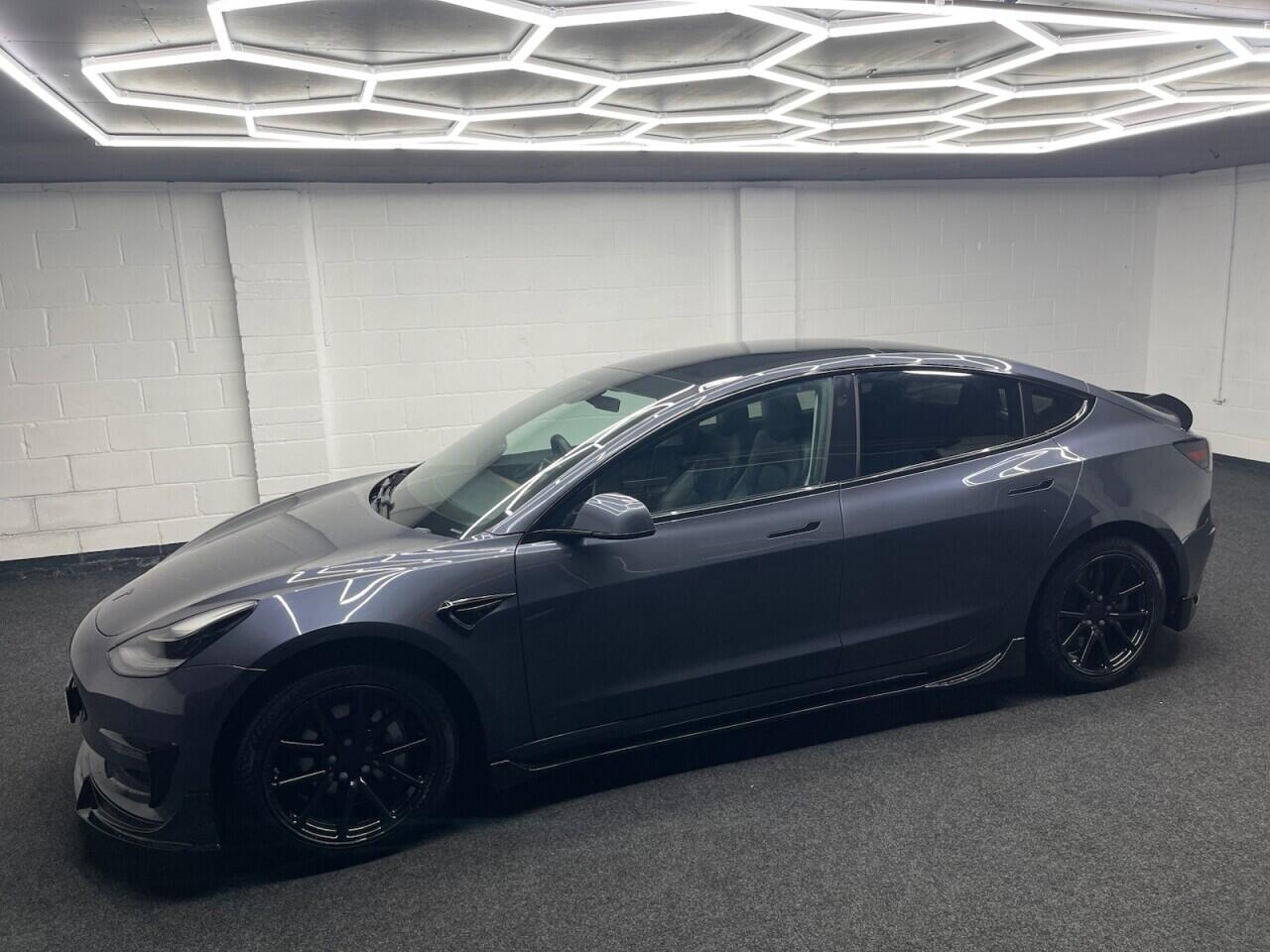 Used Tesla Model 3 2019 for sale - 77190558: Photo 17