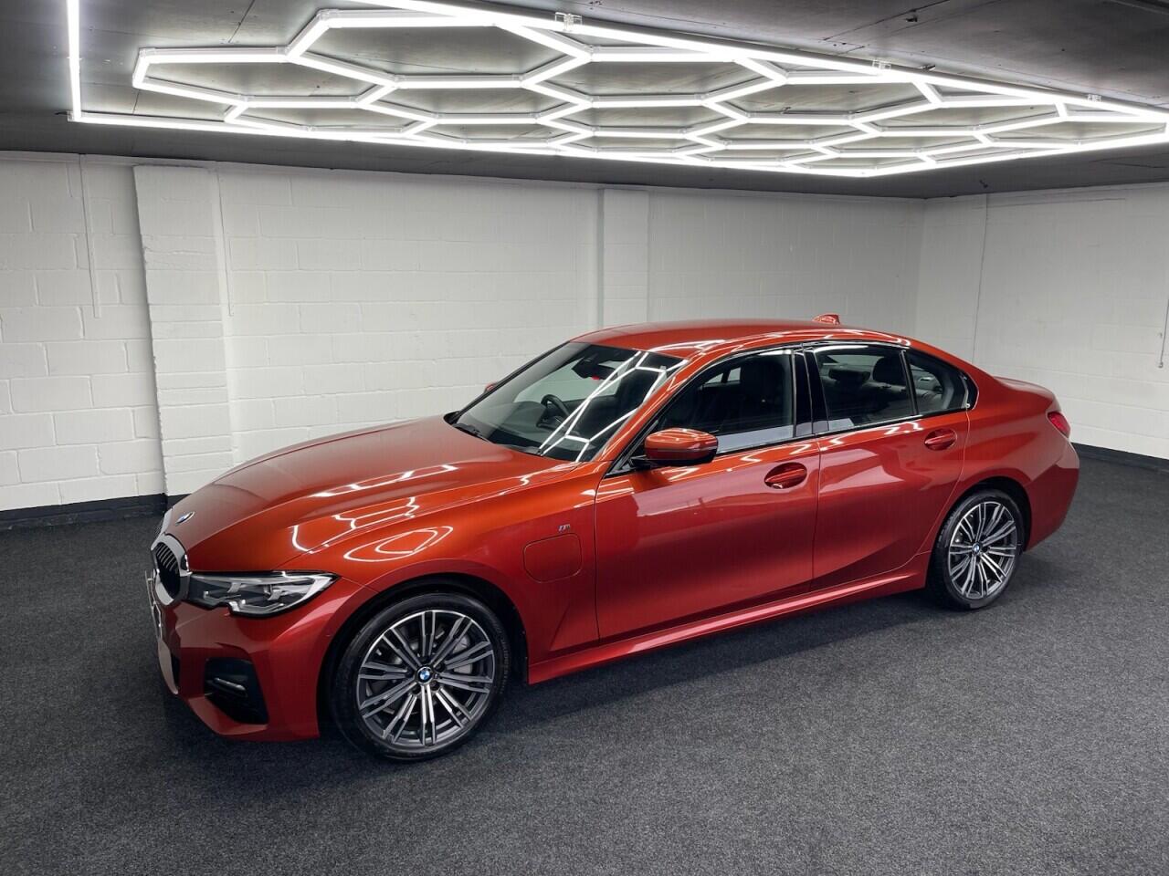Used BMW 3 Series 2019 for sale - 76635441: Photo 11