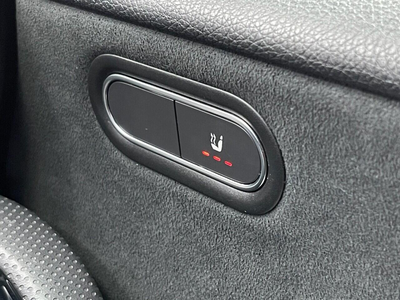 Used Mercedes-Benz A-Class 2019 for sale - 76850036: Photo 36