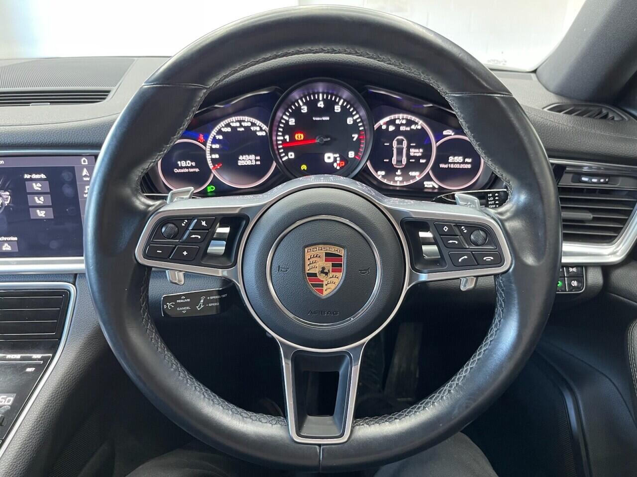 Used Porsche Panamera 2019 for sale - 77939330: Photo 14