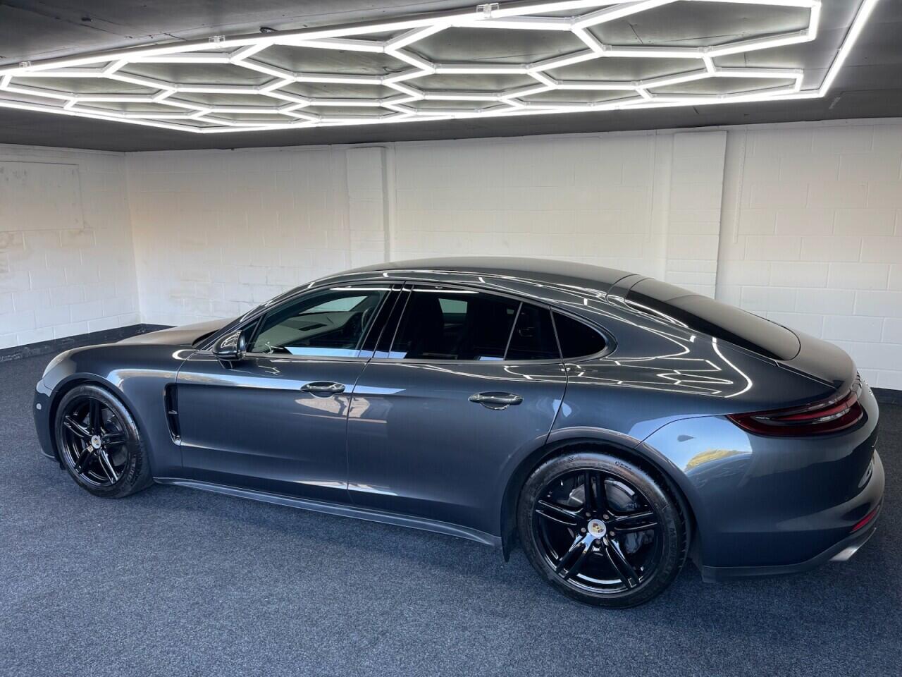 Used Porsche Panamera 2019 for sale - 77939330: Photo 18