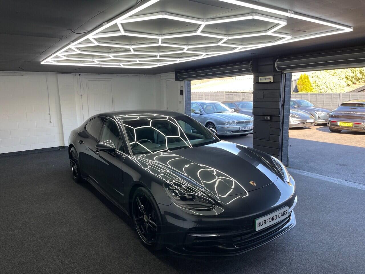 Used Porsche Panamera 2019 for sale - 77939330: Photo 25